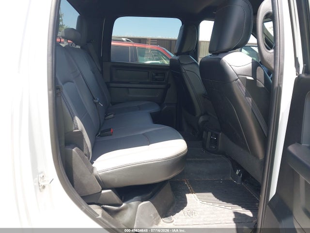 45634648 :رقم المزاد ، 3C6UR5CJ5RG217102 vin ، 2024 Ram 2500 Tradesman  4x4 6'4 Box مزاد بيع