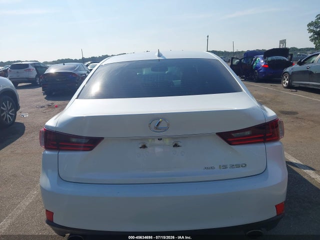 45634698 :رقم المزاد ، JTHCF1D29F5018617 vin ، 2015 Lexus Is 250 مزاد بيع