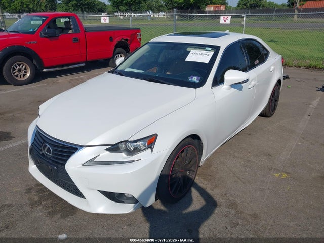 45634698 :رقم المزاد ، JTHCF1D29F5018617 vin ، 2015 Lexus Is 250 مزاد بيع