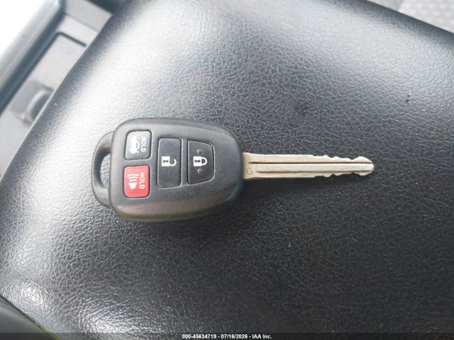 45634719 :رقم المزاد ، 4T1BF1FK0EU466626 vin ، 2014 Toyota Camry Se مزاد بيع