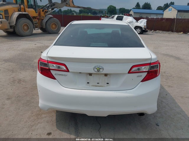 45634719 :رقم المزاد ، 4T1BF1FK0EU466626 vin ، 2014 Toyota Camry Se مزاد بيع