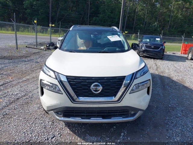 JN8AT3DC9MW106004 Nissan Rogue Platinum Fwd