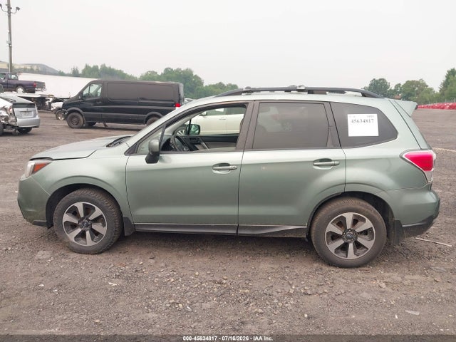 Продажа на аукционе авто 2017 Subaru Forester 2.5i Premium, vin: JF2SJAEC3HH405492, номер лота: 45634817