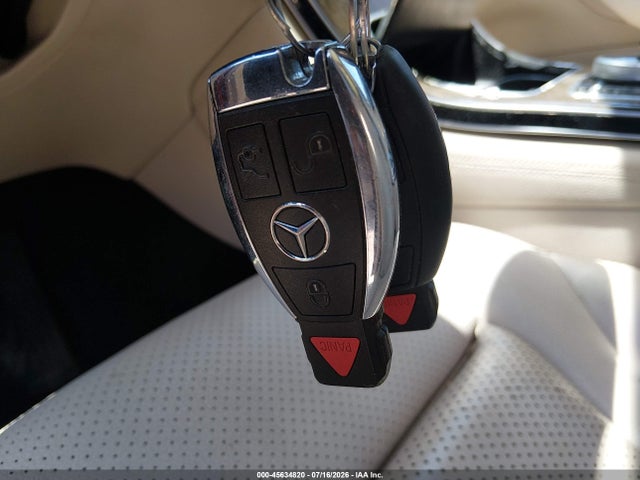 45634820 :رقم المزاد ، WDC0G4KB6GF017209 vin ، 2016 Mercedes-benz Glc 300 4matic مزاد بيع