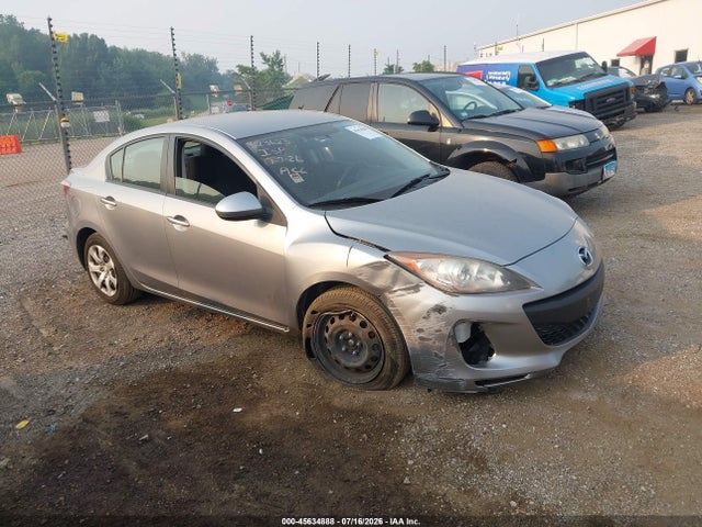 Продаж на аукціоні авто 2013 Mazda Mazda3 I Sv, vin: JM1BL1TF0D1791409, номер лоту: 45634888