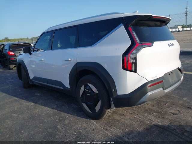 KIA Ev9 Wind 2026 5XYAFFS5XTG008118 Image 3