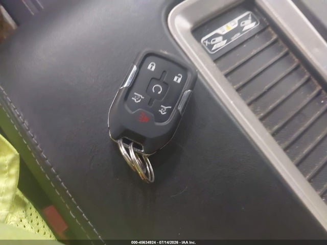 Продажа на аукционе авто 2016 Gmc Yukon Xl Denali, vin: 1GKS2HKJXGR321335, номер лота: 45634924