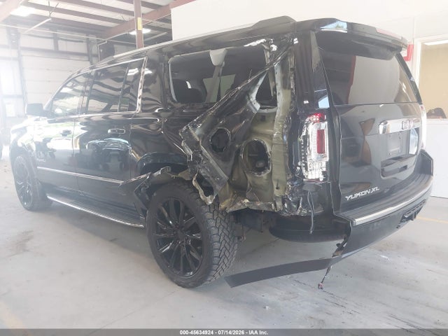 Продажа на аукционе авто 2016 Gmc Yukon Xl Denali, vin: 1GKS2HKJXGR321335, номер лота: 45634924
