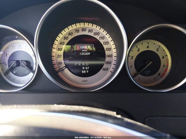 2013 Mercedes-benz C 300 Sport 4matic მანქანა იყიდება აუქციონზე, vin: WDDGF8AB2DR267143, აუქციონის ნომერი: 45634954
