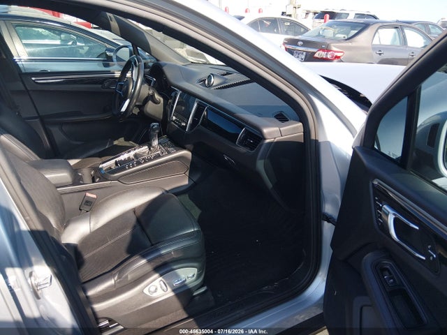 Aukcja sprzedaży 2017 Porsche Macan, vin: WP1AA2A56HLB07487, numer aukcji: 45635004