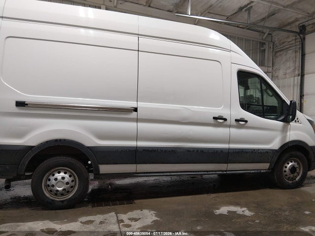 1FTBR2X89NKA63440 Ford Transit-250