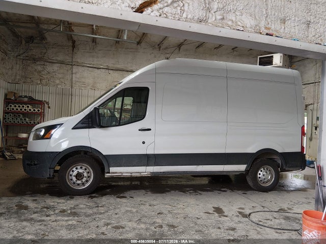 1FTBR2X89NKA63440 Ford Transit-250