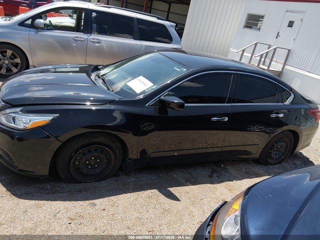 Nissan Altima 2.5 S 2018 1N4AL3AP9JC240579 Image 14