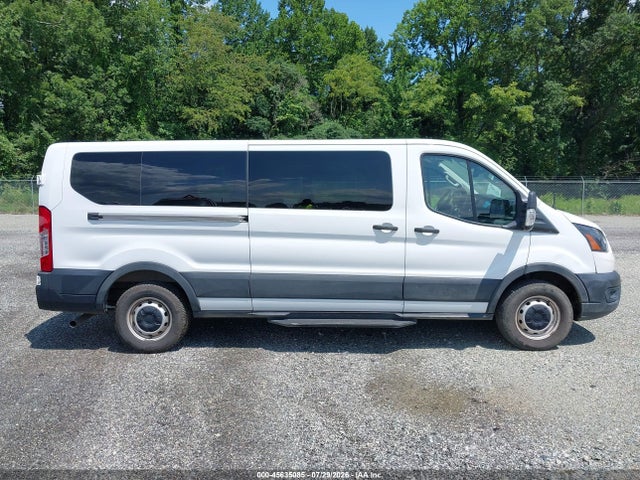 1FBAX2Y82NKA14763 Ford Transit-350 Passenger Van Xl