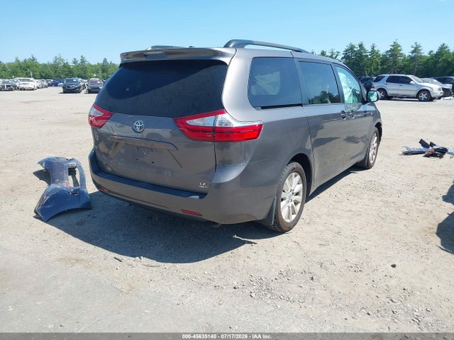 5TDJZ3DCXHS150027 Toyota Sienna Le 7 Passenger