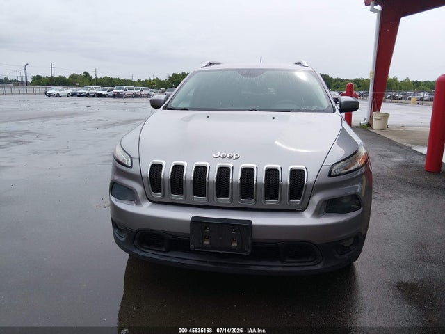1C4PJMCB8JD528489 Jeep Cherokee Latitude 4x4