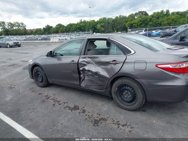 4T1BF1FK6HU274714 Toyota CAMRY LE