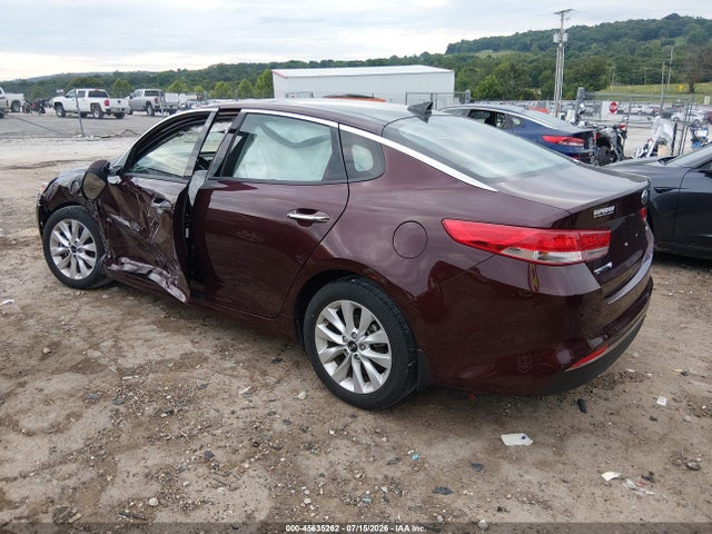 2017 Kia Optima Ex მანქანა იყიდება აუქციონზე, vin: 5XXGU4L3XHG174281, აუქციონის ნომერი: 45635262