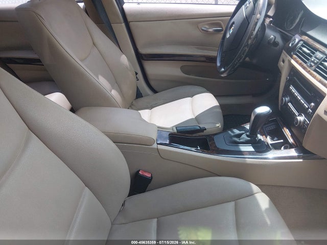 2008 Bmw 328i მანქანა იყიდება აუქციონზე, vin: WBAVA37508NL48821, აუქციონის ნომერი: 45635359