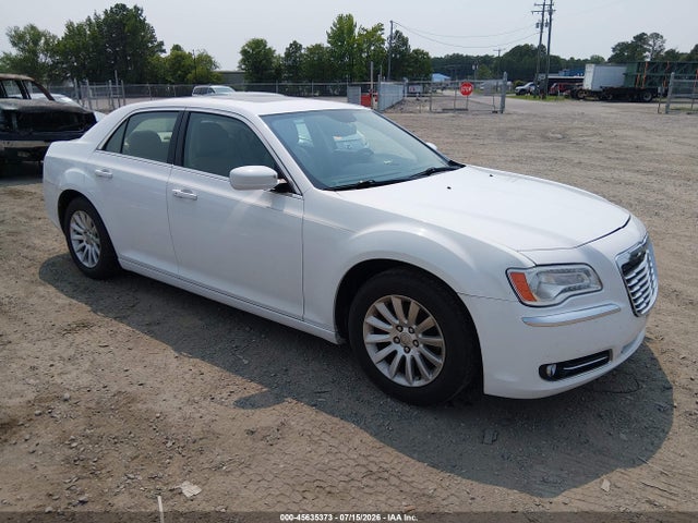 Auction sale of the 2013 Chrysler 300 Motown, vin: 2C3CCAAG8DH529031, lot number: 45635373
