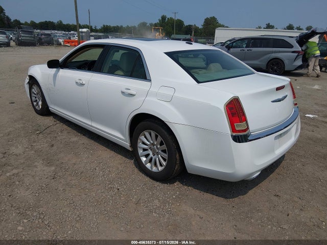 Продажа на аукционе авто 2013 Chrysler 300 Motown, vin: 2C3CCAAG8DH529031, номер лота: 45635373