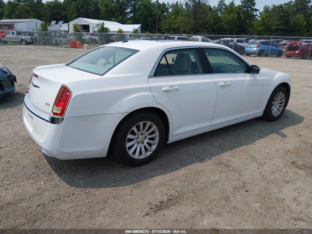 Продажа на аукционе авто 2013 Chrysler 300 Motown, vin: 2C3CCAAG8DH529031, номер лота: 45635373