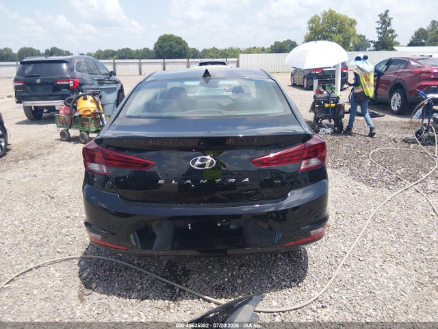 Продажа на аукционе авто 2020 Hyundai Elantra Sel, vin: KMHD84LF2LU987985, номер лота: 45635392