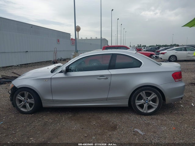 2013 Bmw 128i მანქანა იყიდება აუქციონზე, vin: WBAUP7C5XDVP24376, აუქციონის ნომერი: 45635488