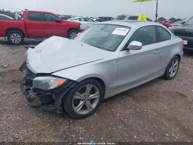 2013 Bmw 128i მანქანა იყიდება აუქციონზე, vin: WBAUP7C5XDVP24376, აუქციონის ნომერი: 45635488