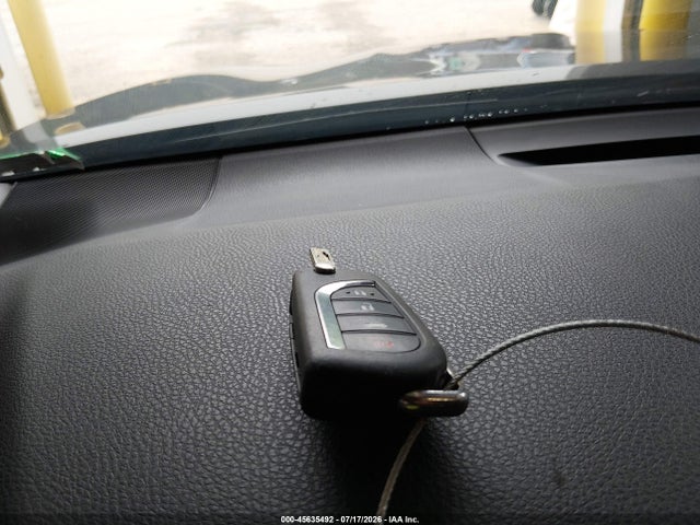 4T1G11AK8MU585583 Toyota CAMRY SE