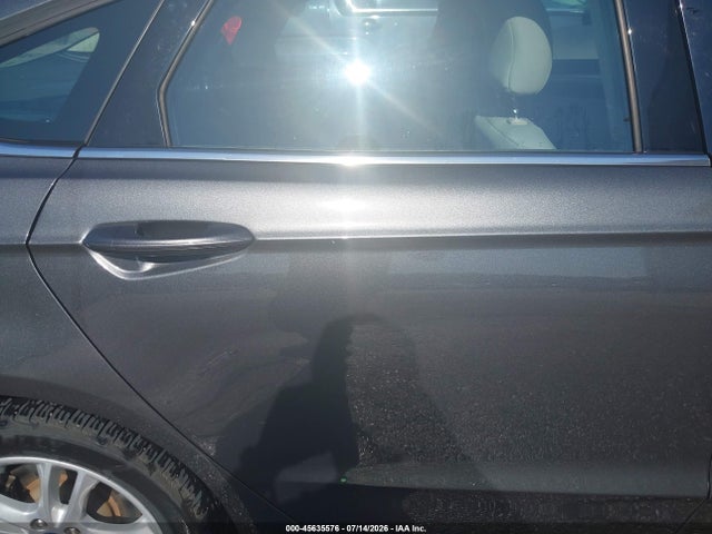 3FA6P0UUXJR281962 Ford Fusion Hybrid S