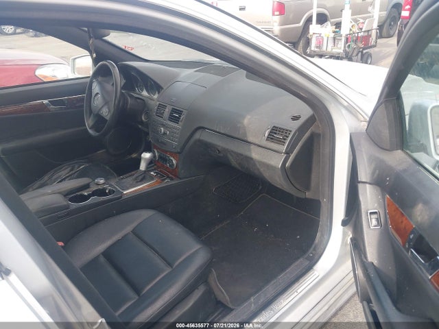Продаж на аукціоні авто 2011 Mercedes-benz C 300 Luxury 4matic/sport 4matic, vin: WDDGF8BB4BR163748, номер лоту: 45635577