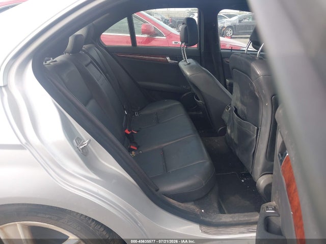 Продаж на аукціоні авто 2011 Mercedes-benz C 300 Luxury 4matic/sport 4matic, vin: WDDGF8BB4BR163748, номер лоту: 45635577