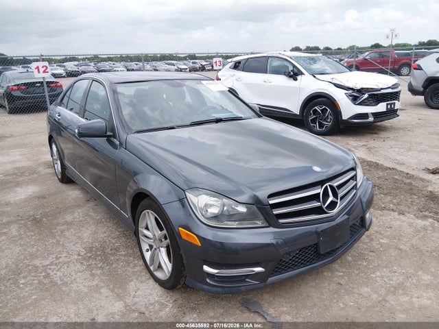 Aukcja sprzedaży 2014 Mercedes-benz C 300 Sport 4matic, vin: WDDGF8AB2EA952792, numer aukcji: 45635592