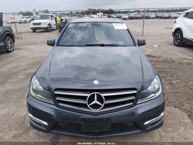 45635592 :رقم المزاد ، WDDGF8AB2EA952792 vin ، 2014 Mercedes-benz C 300 Sport 4matic مزاد بيع
