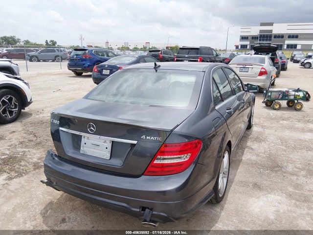 45635592 :رقم المزاد ، WDDGF8AB2EA952792 vin ، 2014 Mercedes-benz C 300 Sport 4matic مزاد بيع