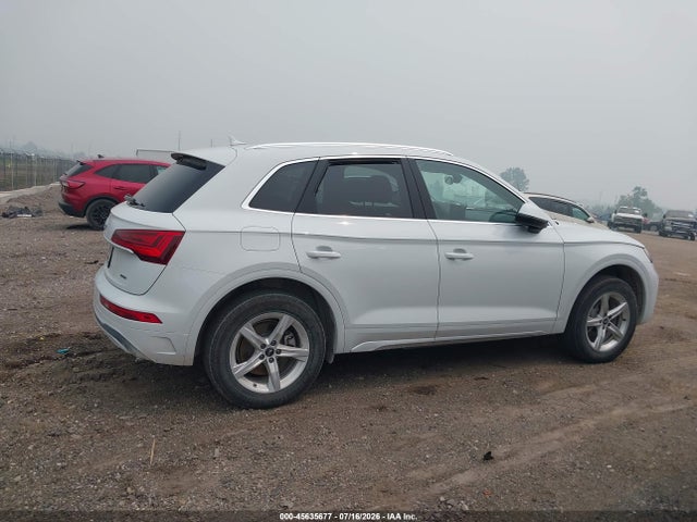 Продаж на аукціоні авто 2024 Audi Q5 Premium 40 Tfsi Quattro S Tronic, vin: WA1ABAFY5R2053709, номер лоту: 45635677