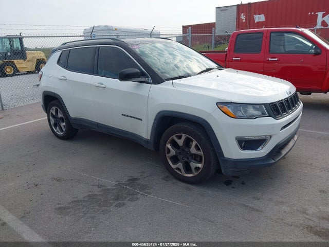 Jeep Compass Limited 2017 3C4NJDCB2HT681042 main image