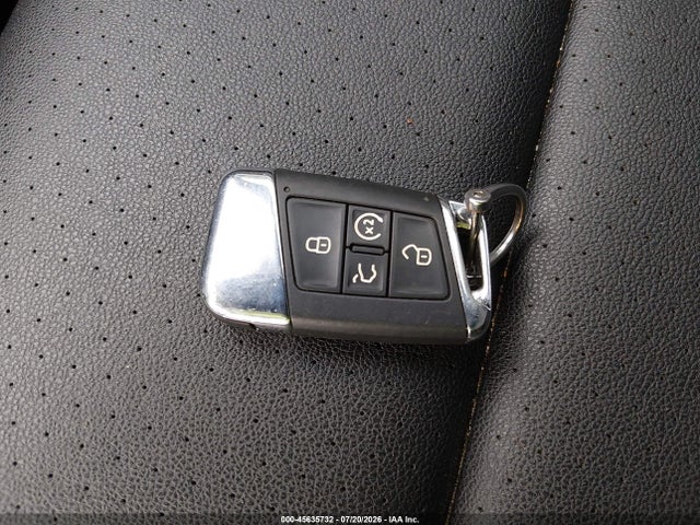 45635732 :رقم المزاد ، 1V2HR2CAXMC538622 vin ، 2021 Volkswagen Atlas 3.6l V6 Se W/technology مزاد بيع