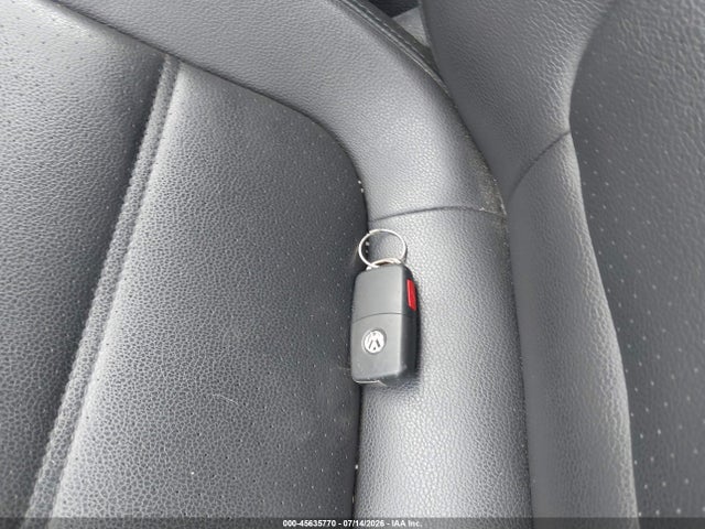 2014 Volkswagen Jetta 1.8t Se მანქანა იყიდება აუქციონზე, vin: 3VWD17AJ0EM377122, აუქციონის ნომერი: 45635770