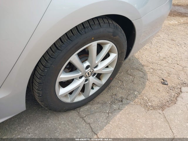 2014 Volkswagen Jetta 1.8t Se მანქანა იყიდება აუქციონზე, vin: 3VWD17AJ0EM377122, აუქციონის ნომერი: 45635770