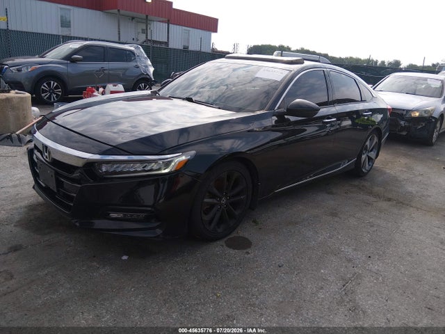 2018 Honda Accord Touring მანქანა იყიდება აუქციონზე, vin: 1HGCV1F99JA107023, აუქციონის ნომერი: 45635776