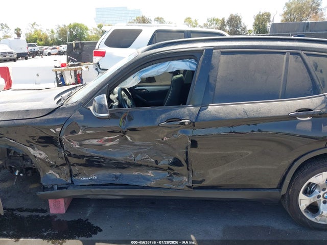 Продаж на аукціоні авто 2015 Bmw X1 Sdrive28i, vin: WBAVM1C5XFV316795, номер лоту: 45635786