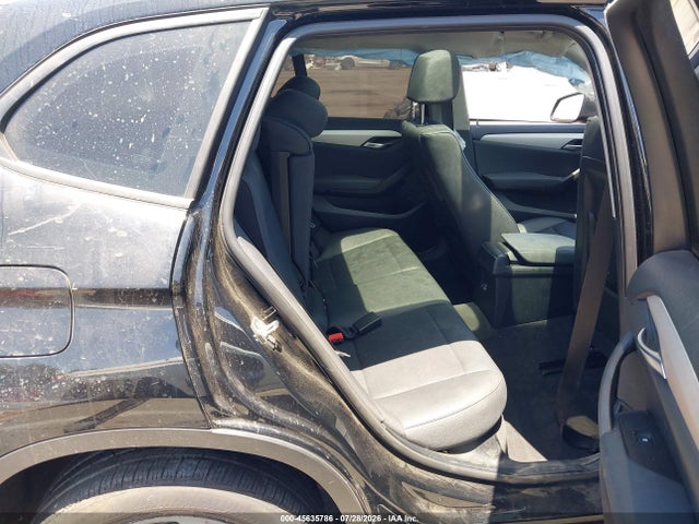 Продаж на аукціоні авто 2015 Bmw X1 Sdrive28i, vin: WBAVM1C5XFV316795, номер лоту: 45635786