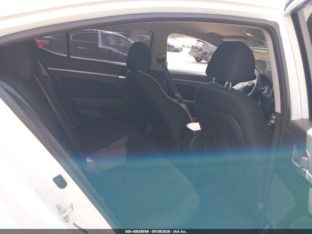 Продажа на аукционе авто 2019 Hyundai Elantra Sel, vin: 5NPD84LF9KH426955, номер лота: 45635788
