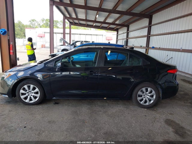 2022 Toyota Corolla Le მანქანა იყიდება აუქციონზე, vin: 5YFEPMAE8NP362870, აუქციონის ნომერი: 45635820