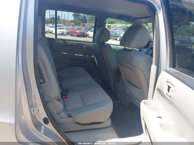 45635873 :رقم المزاد ، 5FNYF4H40FB027872 vin ، 2015 Honda Pilot Ex مزاد بيع