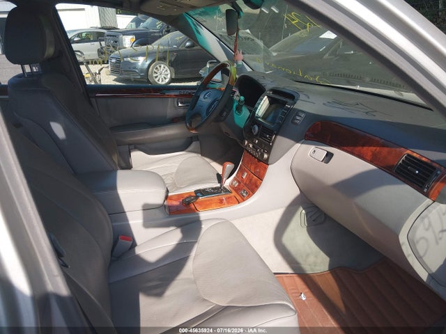 Продажа на аукционе авто 2004 Lexus Ls 430, vin: JTHBN36F640137536, номер лота: 45635924