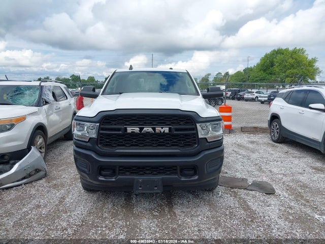 3C6UR5CJ2LG236844 RAM 2500 Tradesman 4x4 6&#039;4 Box
