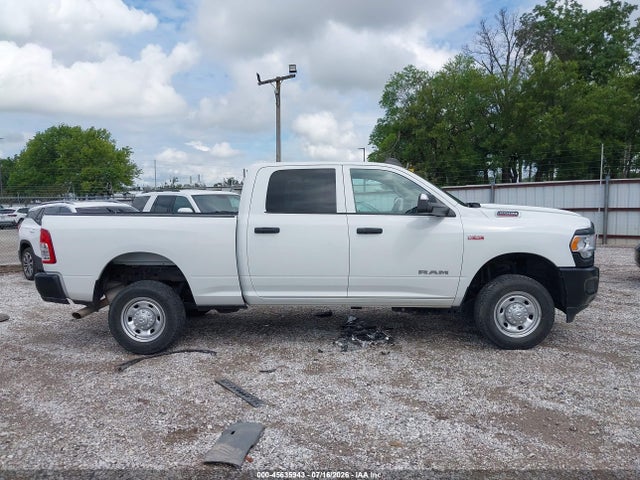 3C6UR5CJ2LG236844 RAM 2500 Tradesman 4x4 6&#039;4 Box